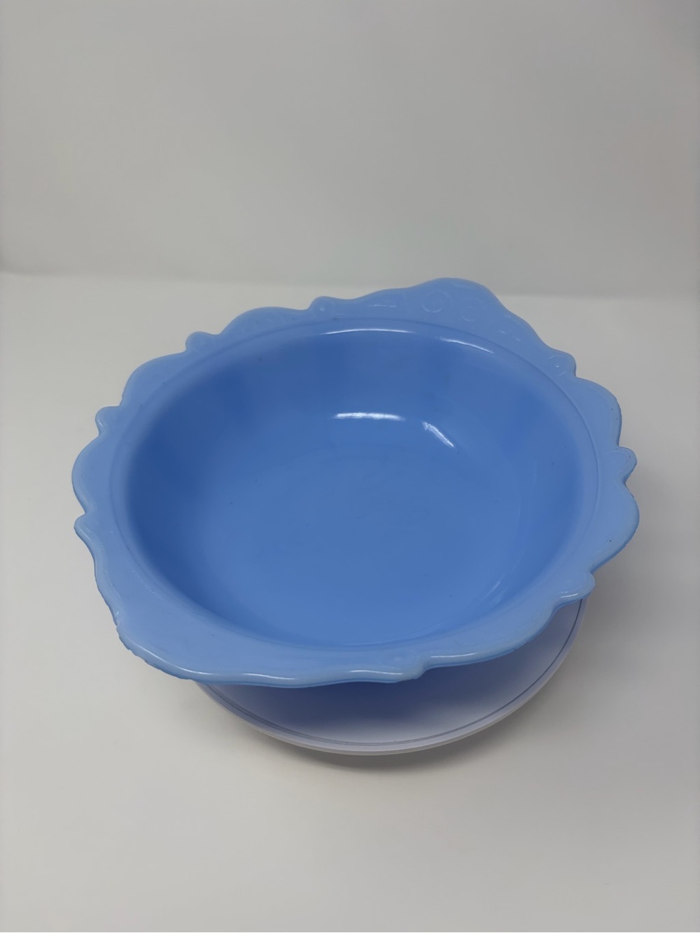 Vintage McKee Blue Delphite Glass 9" Serving Bowl w/Scalloped Edge